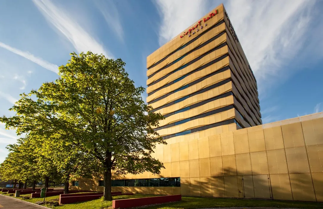 Airport Hotel Basel - Convenient & Friendly-1