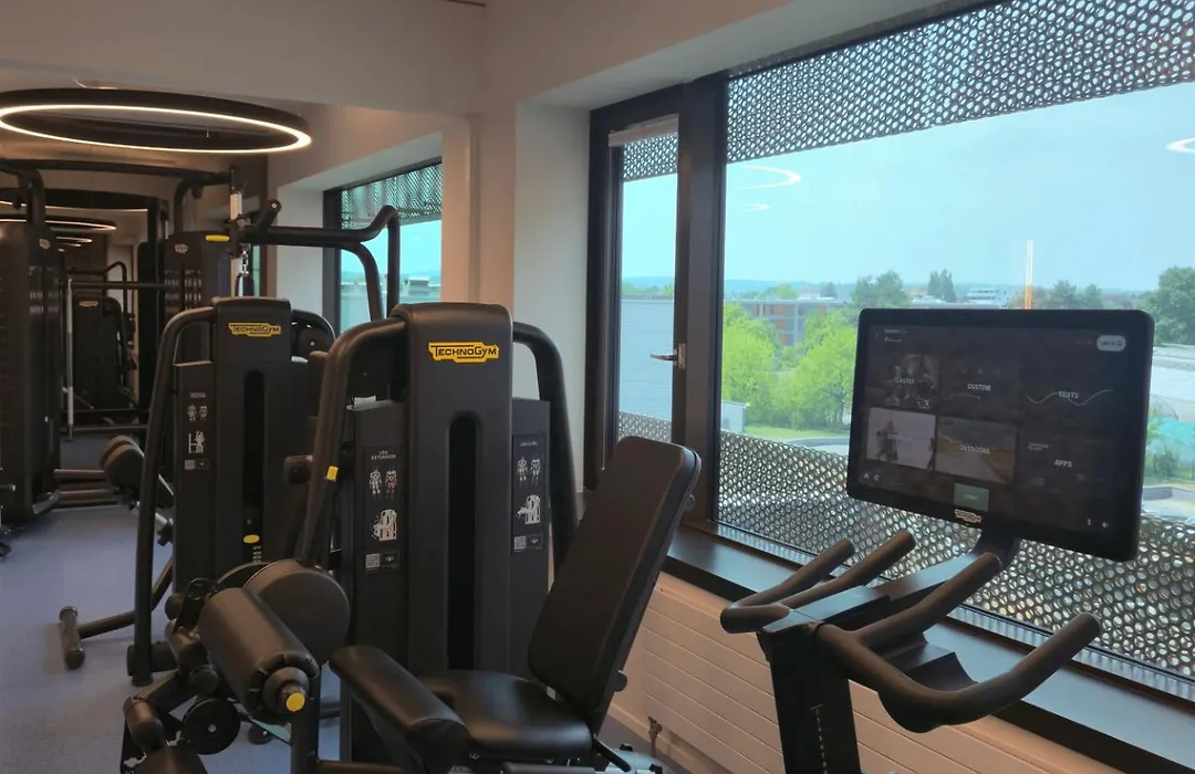 Airport Hotel Basel - Convenient & Friendly-1